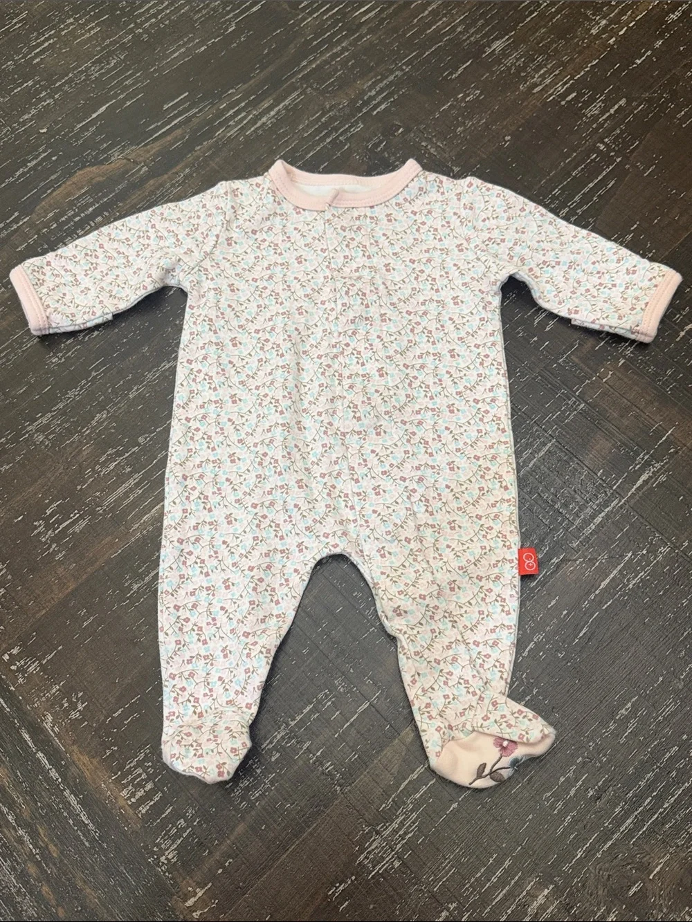 Magnetic Me newborn sleeper